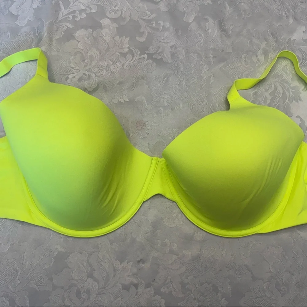 Skims 46DDD Bra Seamless T Shirt Underwire Neon‎ Green Highlighter Rare - Picture 4 of 9